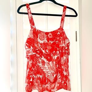 H&M tank top, flows nicely, great top!!